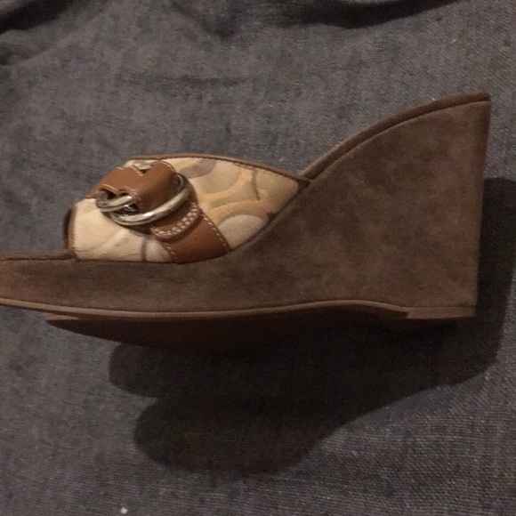 Women’s Wedge Sandals by Coach “the Meredith”. - Picture 2 of 5